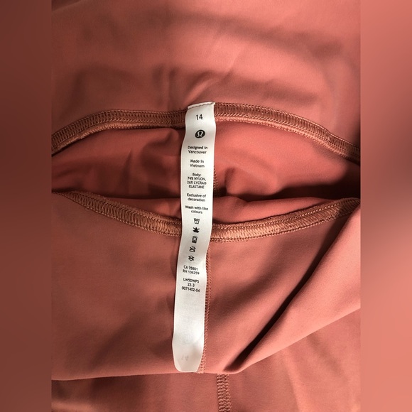 COPY - NEW Lululemon InStill HR Tight 25’’ - Picture 6 of 9